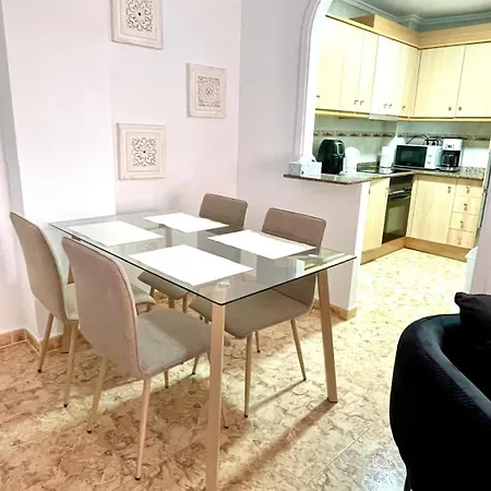 아파트 La Loma With Garage,pool And Lift